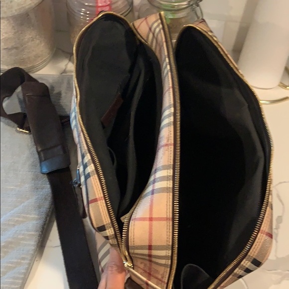 Burberry tote/laptop bag - Picture 2 of 8